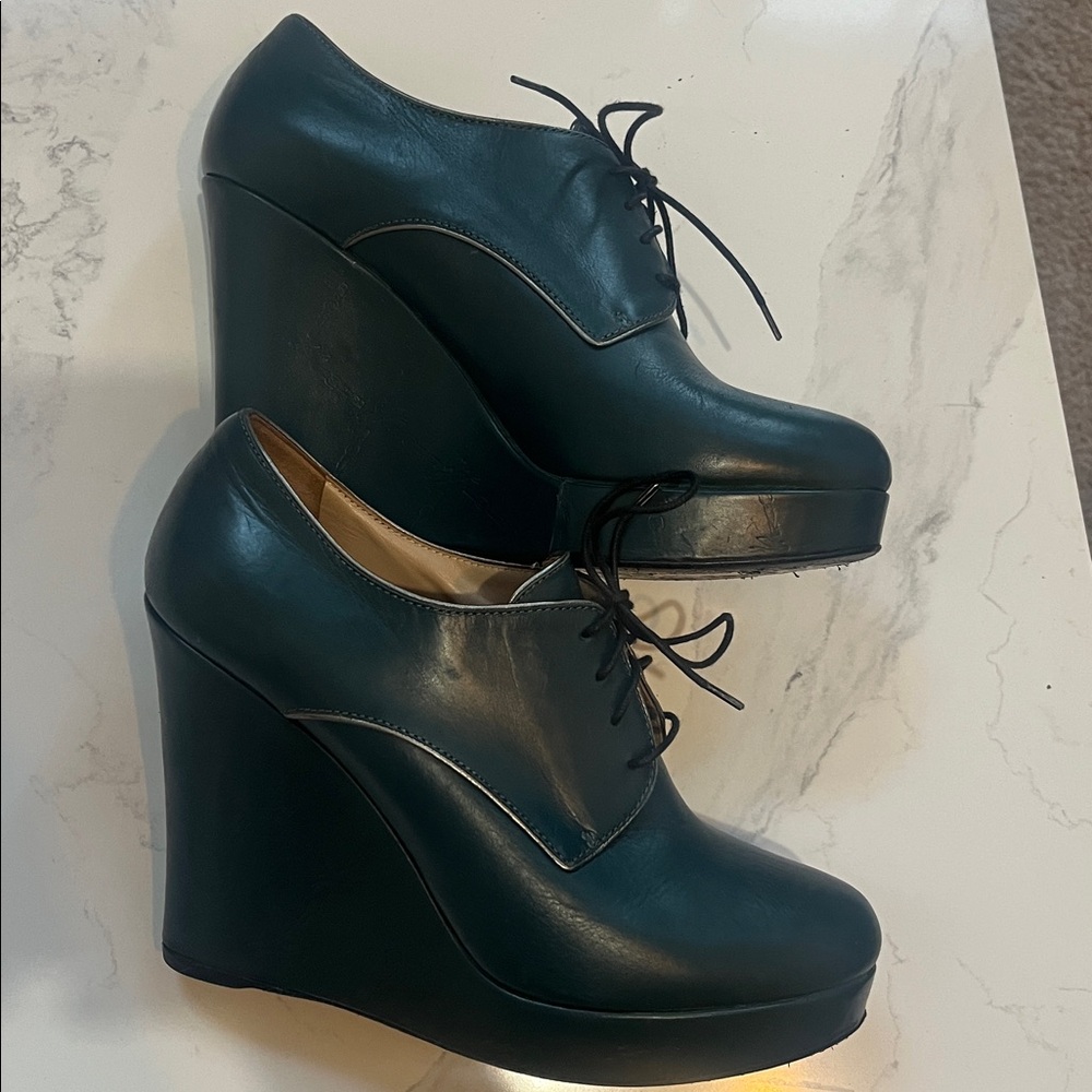 Longchamp Wedge Shoe, sz 38